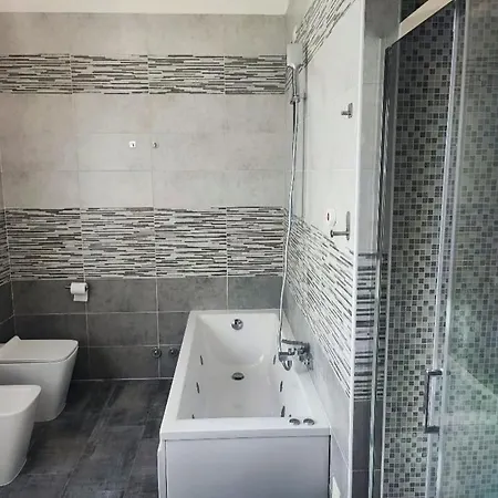 Relais Delta 3*