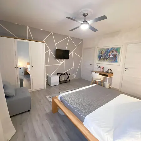 Relais Delta Bed & Breakfast 3*